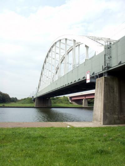 Kreekraksluis Oost .jpg